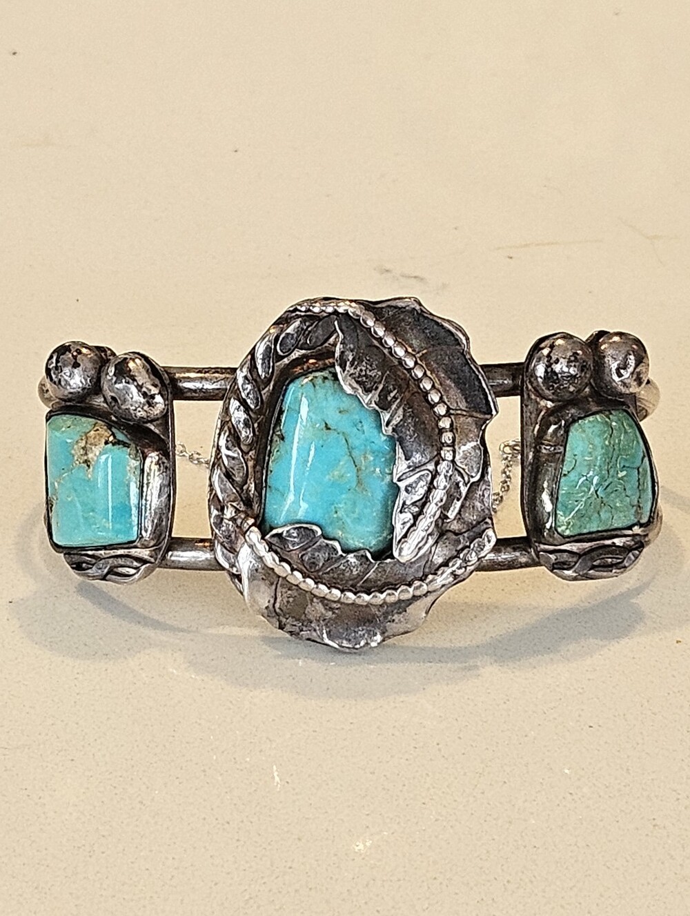 Old Pawn Navajo Turquoise Sterling Silver Leaf Cuff Bracelet Fred Harvey Era - Picture 2 of 8